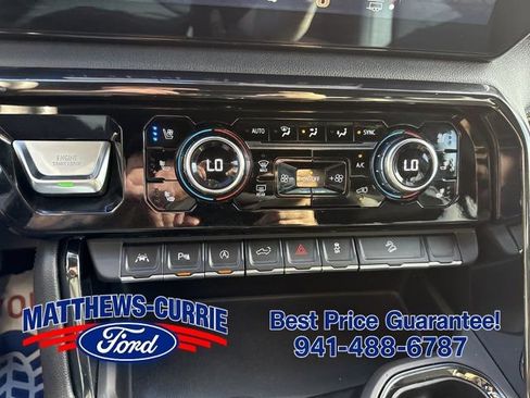 Used 2024 GMC Sierra 1500 AT4 w/ Technology Package AWD/4WD image 20