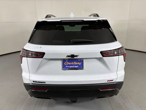 Certified 2026 Chevrolet Equinox RS w/ Safety and Technology Package FWD image 8