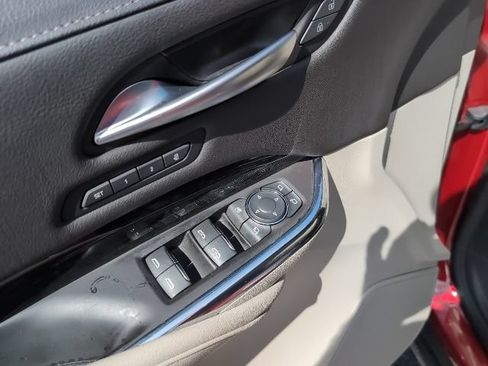 Used 2023 Cadillac XT4 Premium Luxury FWD image 25