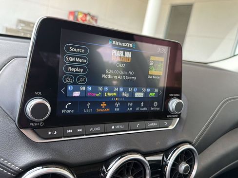 Used 2025 Nissan Sentra SV FWD image 24