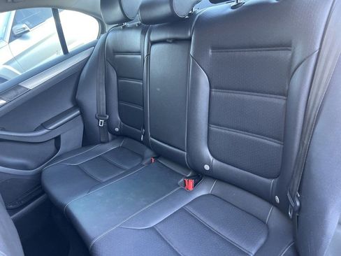 Used 2018 Volkswagen Jetta Wolfsburg Edition image 8