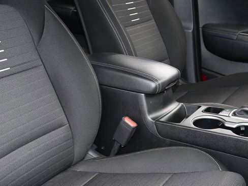 Used 2022 Kia Sportage LX w/ LX FWD Value Edition Package image 40