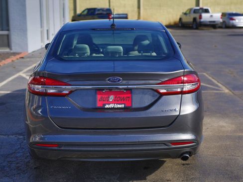 Used 2018 Ford Fusion S image 14