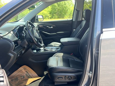 Used 2020 Chevrolet Traverse High Country AWD/4WD image 14