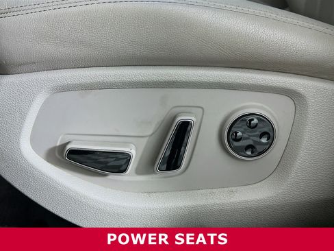 Used 2018 Genesis G80 3.8 w/ Option Group 02 image 4