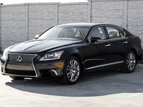 Used 2014 Lexus LS 460 image 6