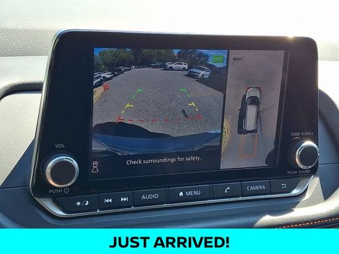 Used 2025 Nissan Rogue SV AWD/4WD image 18
