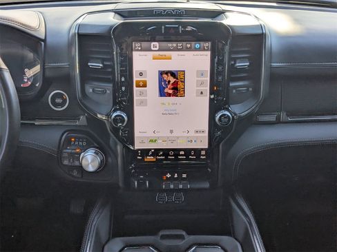 Used 2024 RAM 1500 Limited w/ Body Color Bumper Group image 19