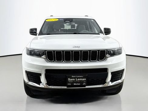 Used 2024 Jeep Grand Cherokee L Laredo AWD/4WD image 2