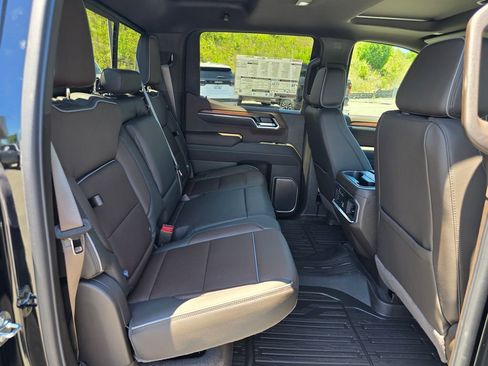 New 2026 GMC Sierra 1500 Denali w/ Denali Reserve Package AWD/4WD image 28