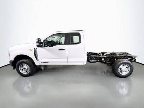 New 2026 Ford F350 XL image 6