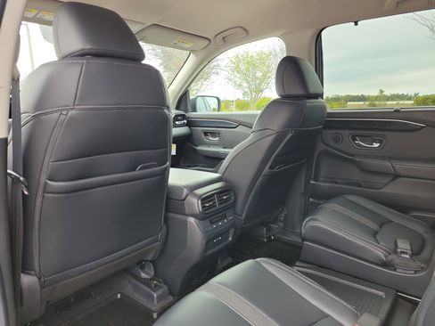 Used 2024 Honda Pilot EX-L image 14