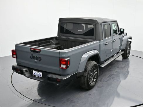 New 2026 Jeep Gladiator Sport image 31