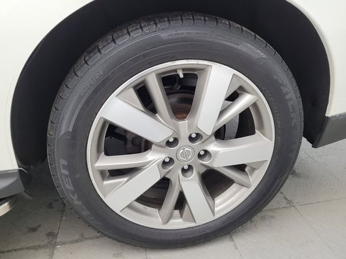 Used 2017 Nissan Pathfinder SL w/ SL Tech Package image 31