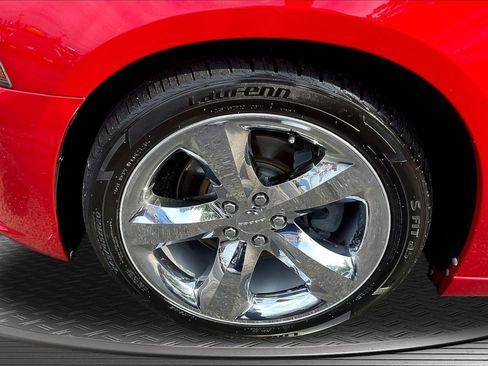 Used 2012 Dodge Charger R/T RWD image 32