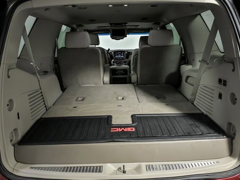 Used 2015 GMC Yukon Denali w/ Touring Package image 14