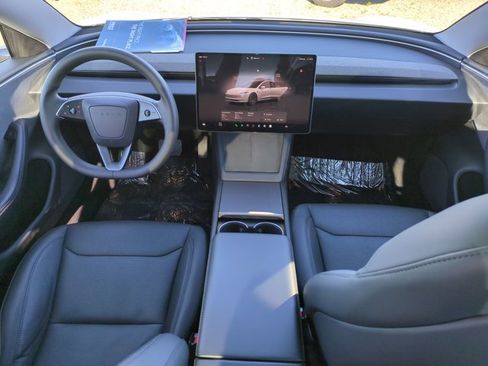 Used 2024 Tesla Model 3 image 19