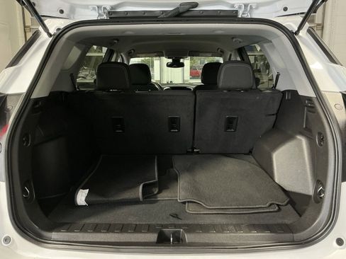 Used 2023 GMC Terrain SLE w/ Driver Convenience Package AWD/4WD image 25