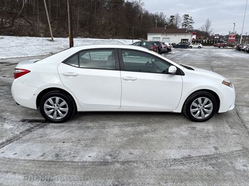 Used 2015 Toyota Corolla L image 6