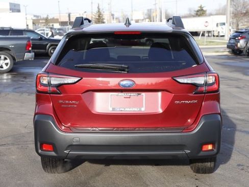 Used 2025 Subaru Outback Premium w/ Popular Package #1A image 4