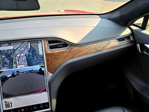 Used 2017 Tesla Model S 60 RWD image 28