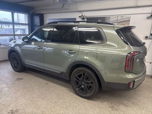 Used 2023 Kia Telluride EX X-Line image 3