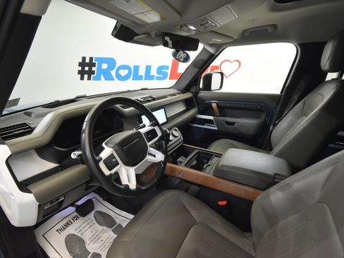 Used 2020 Land Rover Defender 110 First Edition AWD/4WD image 11