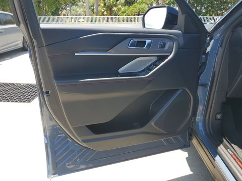Used 2025 Ford Explorer ST w/ Sun And Sound Package AWD/4WD image 23