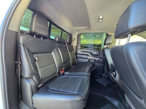 Used 2023 GMC Sierra 2500 Denali w/ Denali Ultimate Package image 15