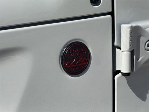 Used 2022 Jeep Gladiator Rubicon w/ Trailer Tow Package image 10