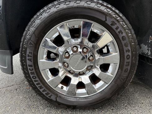 Used 2019 GMC Sierra 2500 Denali image 6