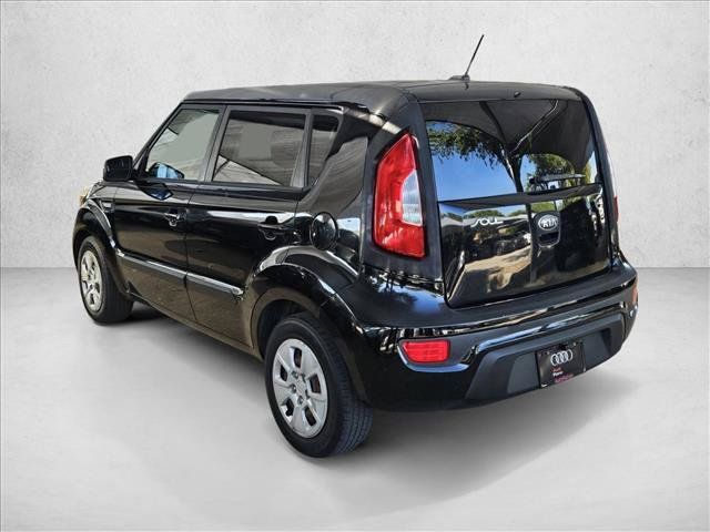 Used 2013 Kia Soul FWD image 7