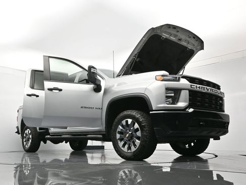 Used 2022 Chevrolet Silverado 2500 Custom w/ Custom Value Package image 50