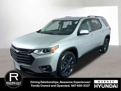 Used 2020 Chevrolet Traverse RS image 1
