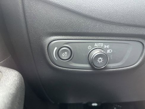 Certified 2023 Chevrolet Equinox LT image 24