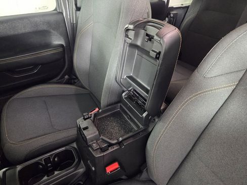 Used 2025 Jeep Wrangler Sahara w/ Safety Group image 23