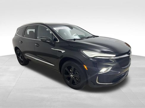 Used 2024 Buick Enclave Essence w/ Sport Touring Edition FWD image 7
