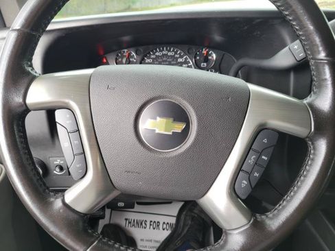 Used 2017 Chevrolet Express 2500 LS RWD image 11