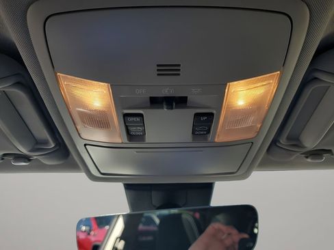 Used 2018 Toyota RAV4 XLE image 40