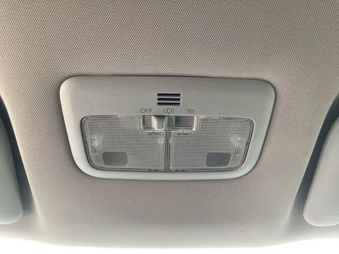Used 2014 Toyota Corolla S FWD image 33
