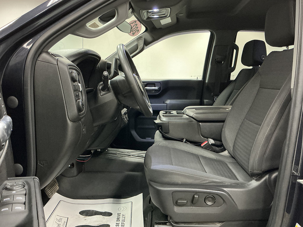 Used 2023 Chevrolet Silverado 1500 Custom w/ LPO, Dark Essentials Package AWD/4WD image 8
