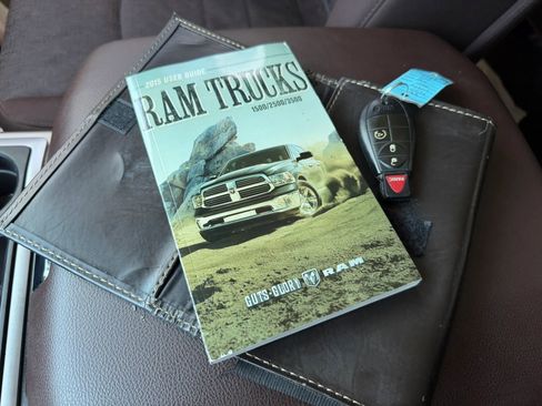 Used 2015 RAM 1500 Big Horn RWD image 37