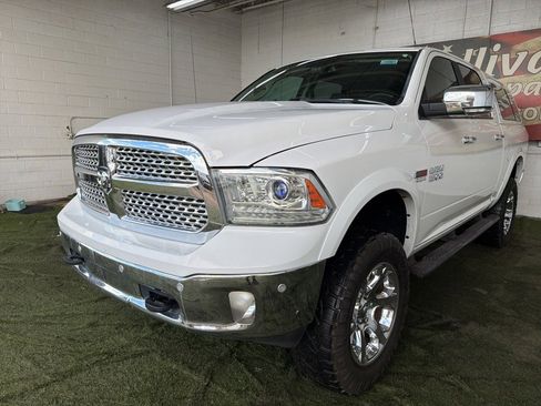 Used 2017 RAM 1500 Laramie w/ Convenience Group image 6