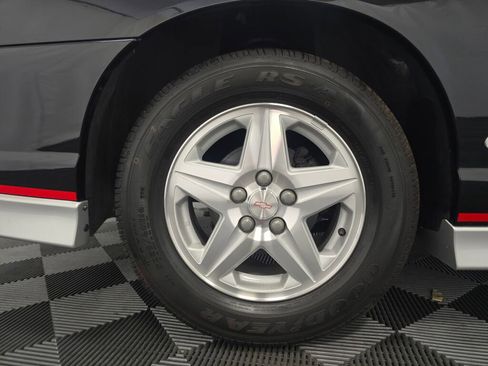 Used 2002 Chevrolet Monte Carlo SS w/ Preferred Equipment Group image 17