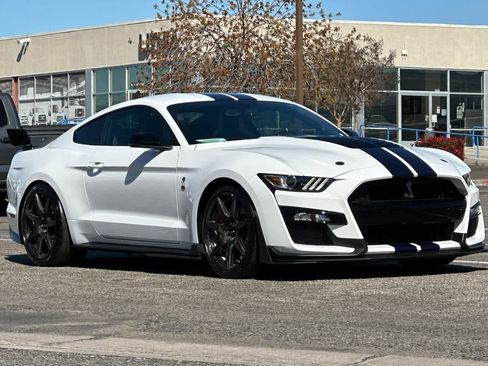 Certified 2020 Ford Mustang Shelby GT500 w/ Carbon Fiber Track Pack image 10