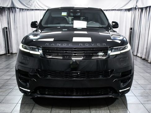 Used 2025 Land Rover Range Rover Sport Dynamic SE AWD/4WD image 2