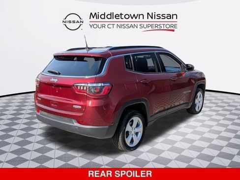Used 2021 Jeep Compass Latitude w/ Convenience Group AWD/4WD image 3