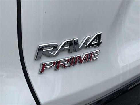 Used 2025 Toyota RAV4 XSE image 11