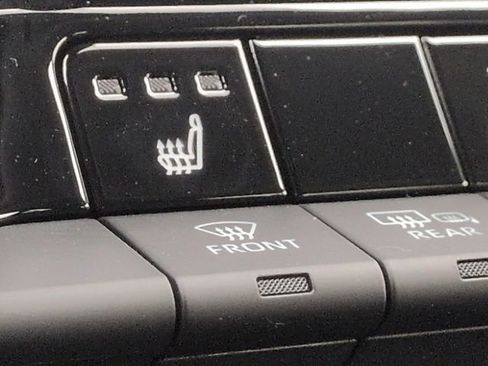 New 2026 Toyota Prius XLE image 22