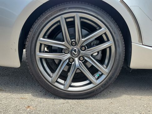 Used 2019 Lexus IS 300 F Sport w/ F Sport Package RWD image 2